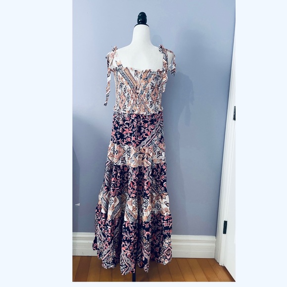 ATL Abel the Label tiered floral maxi dress - Picture 2 of 5